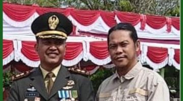 Ketua PWK Hadiri Undangan Upacara Bersama HUT TNI ke 80 di Lapangan Kodim 1203 Ketapang